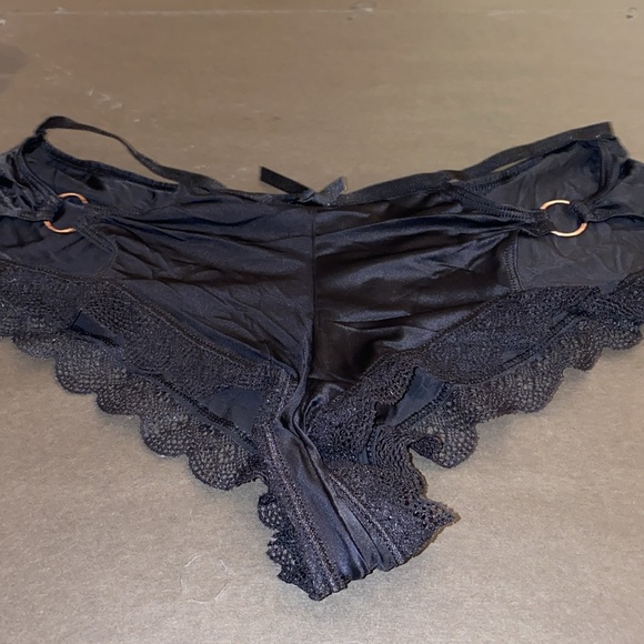 Victoria's Secret XL Black Satin Smooth Very Sexy Cheeky Panties - Picture 6 of 6